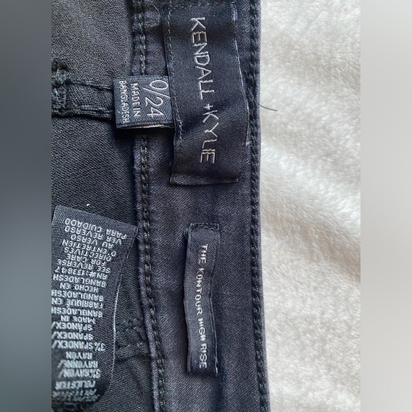Kendall+Kylie Black Jeans - Picture 3 of 4